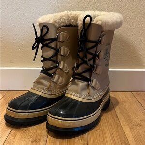 Sorel Kauffman Women’s Beige and Black Wool Insulated Boots